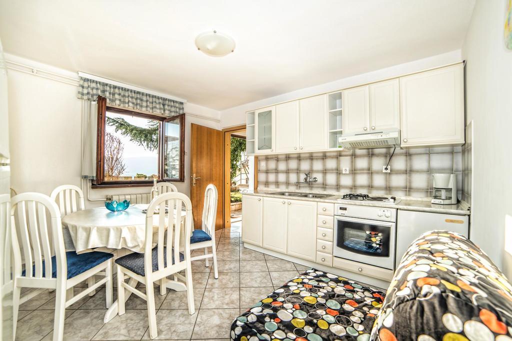 Apartments Creska 629 Rabac Exterior foto