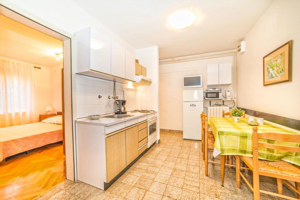 Apartments Creska 629 Rabac Exterior foto