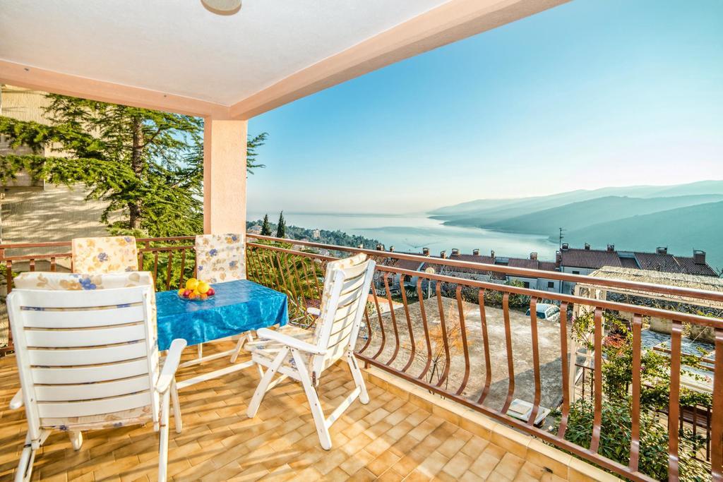 Apartments Creska 629 Rabac Exterior foto