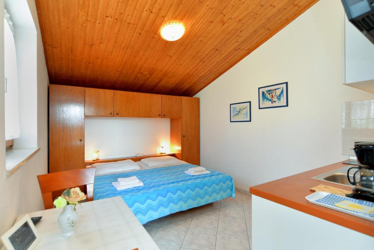 Apartments Creska 629 Rabac Exterior foto